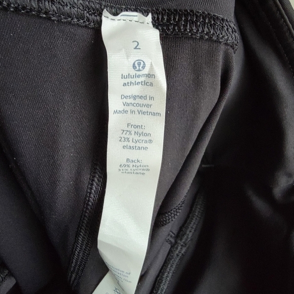 Lululemon Inspire Tight II in Black size 2 NWT - Picture 7 of 8